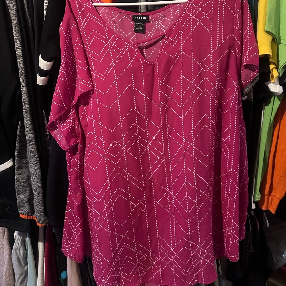 Torrid Fuchsia Geometric Print Top